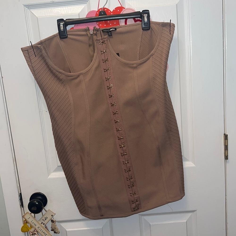 FASHION NOVA corset mini skirt. Brand new with tags!
